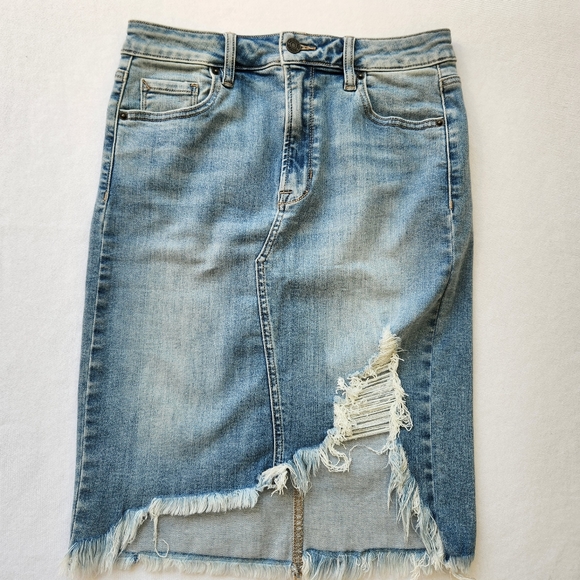 Hidden Dresses & Skirts - Hidden Jeans Light Wash Denim Pencil Skirt Stretchy Distressed Frayed Medium